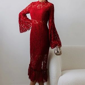 VICI BABY LACE BELL SLEEVE MIDI DRESS
